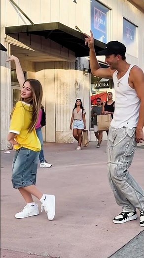 Mandy from Rock Squad asked to dance with me… I wasn’t expecting this 😳🔥
