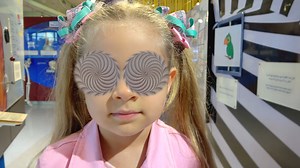 27K views · 592 reactions | Diana and Roma with dad play in the...