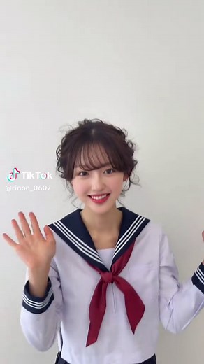 お知らせ⋆͛📢⋆ 〝 seju証明写真第2弾 〟が 10/2(金)より発売開始されます🙌🏻今回は憧れの昭和の歌姫になったよ🎤髪クルクルでかわいいでしょ！ 珍しい私をGETして欲しいです⭐️ もうひとつのバージョンもたのしみにしててね＾＾ #seju証明写真第2弾 #seju証明写真 @seju