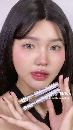 Cara Kreatif Menggunakan Jewel Glitter untuk Makeup