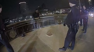 TOUCHING MOMENT: Columbus Police helped save a man's life, convincing him not to jump off a downtown bridge. You'll want the volume up for this one: https://bit.ly/2EzsM52 | WSYX ABC 6