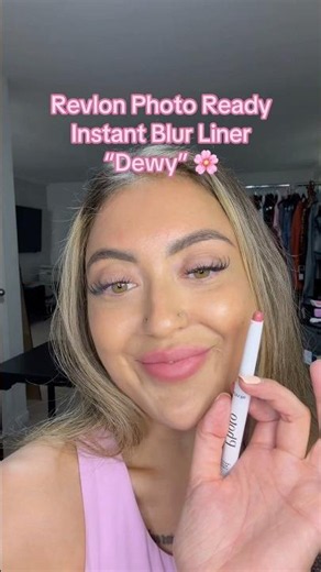 Revlon Photo Blur Liner “Dewy” 🩷