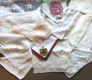 Vintage Hankies, Antique Handkerchiefs, Embroidered and Lace Hankies, Bridal Something Old, Floral Garden Party, Baby Shower, Vintage Crafts - Etsy