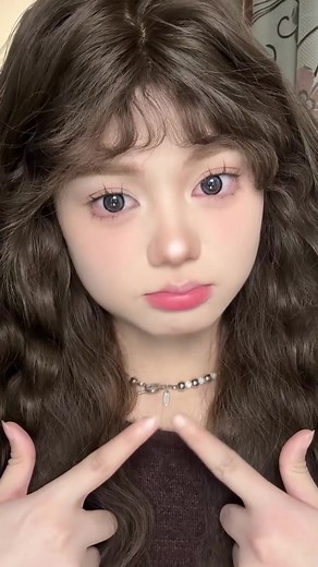 大人気バズりパレット！JUDYDOLLのマルチハイライト&シェーディング