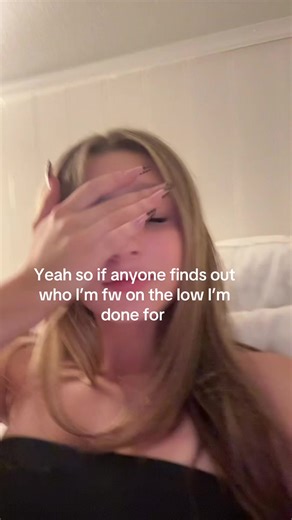 Secret😽 (@sparklyykitty67)’s video of what does fw mean