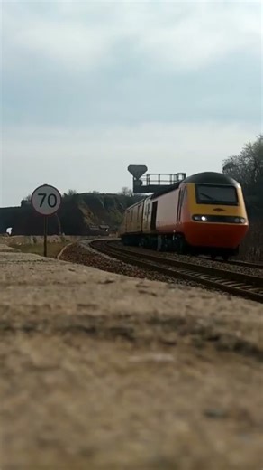 Coming from painting going to Reading the inspection train HST flying banana