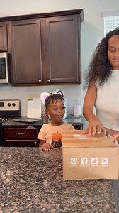 Thank you again @gabbysdollhouse @ellamila #unboxing #toddlermom #girlmom #prunboxing | Teona Bathurst