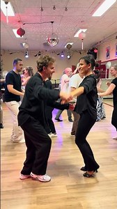 Cuban Salsa Couple Dancing #cubansalsa #salsacubana #salsacuban #timba #salsadance