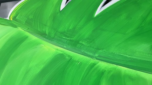 Don’t you love a smooth line? #smooth #windowpainting #windowsplash #summerwindows #artist #windowart #LTmurals