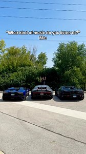 You can’t even hear the Bugatti 😭🤣 #bugatti #chiron #lamborgini #aventadorsv #revuelto #supercars | The_Hamilton_Collection