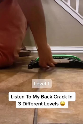 I felt In heaven. I swear this back cracker should have it's own fandom...😮‍💨 Link to the exact same product 👉 https://eyce.bigcartel.com/product/therapeutic-back-cracker-and-pain-reliever #backpain #crackingbones #therapeutic #painreliever #musthaves #tiltokmademebuyit