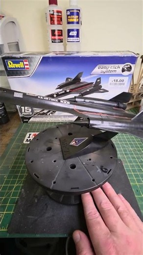 12. Final twirl - SR-71 Blackbird Model by Revell
