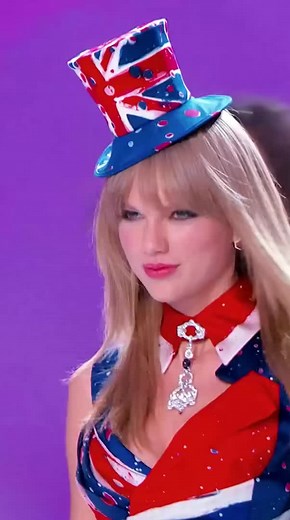 Iconic Taylor Swift Performance with Fall Out Boy at Victoria's Secret Fashion Show