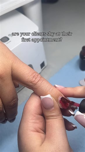 fatima ♡ | natural nail tech & licensed educator | no details are left out 🤭 looking for a nail tech? click the “book now” button to schedule an appt 🤍 🏡studio suites available... | Instagram