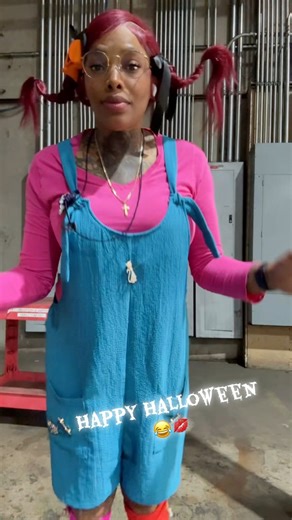 3.7K views · 167 reactions | Happy Halloween everyone Pippi in da house #dontowncopyrightstothemusicinthebackground | Laritka Busby | Facebook