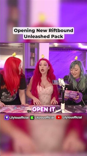 opening our first riftbound unleashed pack 😍