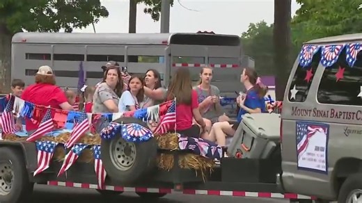 Memorial Day parade in Dacula