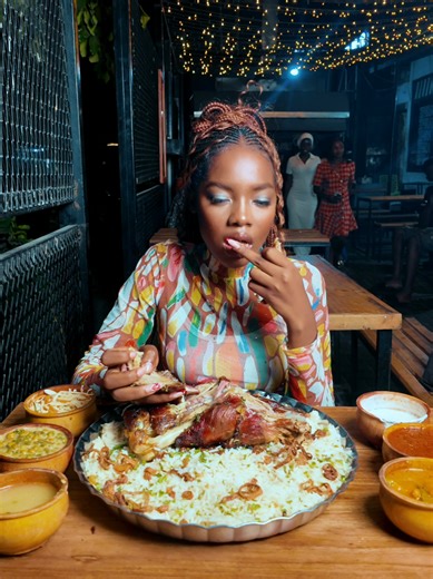 JINA:THE GOAT MAELEZO/DESCRIPTION: Jamani, wale wapenda Mbuzi, jambo lenu hili hapa...Mbuzi mlaini haijawahi tokea duniani, mbuzi mtamu hautojuta kumfahamu.Zebra Tunakuletea