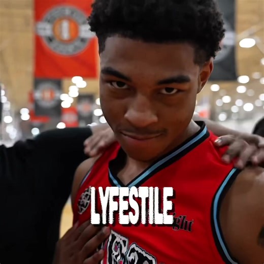 Incredible Basketball Bounce by Willie Foster