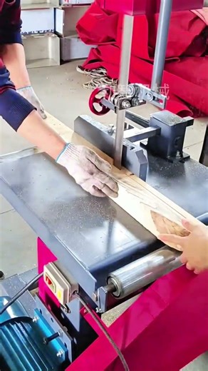 #WoodCutting #MachineWork #Woodworking #Shorts #YouTubeShorts