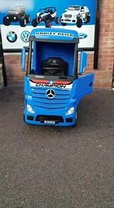 Huge selection of Kids ride on cars. Ride on cars with remote control tv screens Bluetooth music and lights. RESERVE FOR XMAS Price list https://www.facebook.com/370845123292161/posts/849161558793846?sfns=mo Browse our page for latest and new cars https://facebook.com/rideoncarsleeds/ Delivery available RIDE ON CARZ 4 KIDZ 201 CROSS FLATTS GROVE LEEDS LS11 7BR 🕙Open 7 Days 11AM - 8PM ☎0113 277 2771 - 07459241146☎ | carz4kidz.co.uk