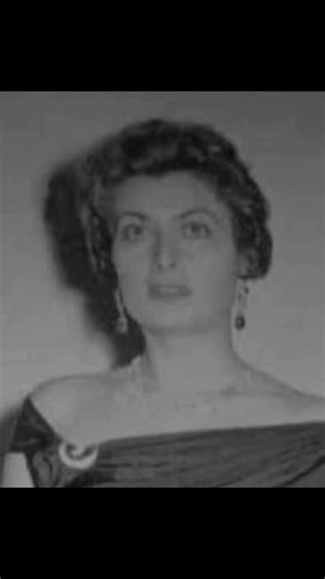 • Princess Fatma BeyPrincess Fatma was the youngest of nine daughters and three sons of Muhammad al-Amin Bey, the last Bey of Tunis, and his wife, Princess Lalla Jenina, daughter of Hajj Bashir, who was of Libyan origin and one of the most prominent merchants in the Manouba region.• Princess Fatma Bey was greatly loved by the late artist El Hadi Kallel, who sang his famous song "Ya Fatma Ya Bint al-Am" (Oh, Fatma, My Cousin). It was said that she reciprocated his feelings, but her family categor