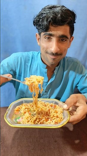 “First Time Maggi Challenge 😱 (Fail or Pass?)”/ ‪@MubarakReview‬