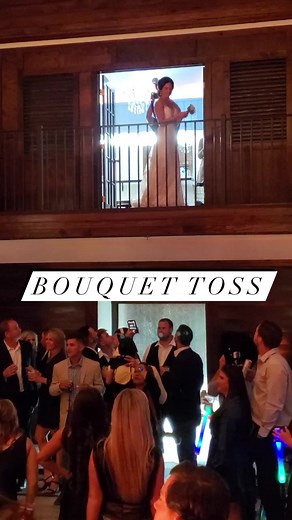 22K views · 193 reactions | Bouquet toss #wedding #wedding2022 #weddings #louisianawedding #weddingphotographer #photographer #behindthescenes #neworleansphotographer #neworleanswedding #reelswedding #reels #fbreels #fyp #reelsreels #bouquettoss | Yehleen Photography, LLC | Facebook