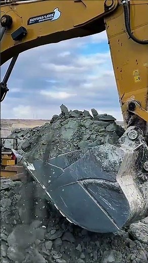 CAT 6015B Loading Overburden with INSANE Power! 💥 Giant Mining Excavator #heavyequipment