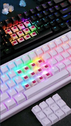 Smooth linear switch, fatigue-free typing.#keyboard #kemove #mechanicalkeyboard #switch #desksetup