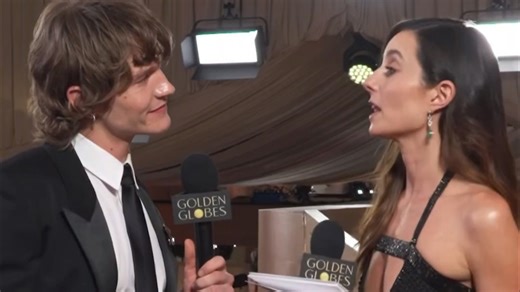 金球奖官方采访 & Connor