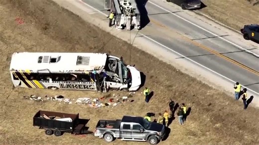 Iowa Lakes baseball team to resume season after fatal bus crash