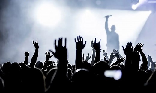 誰もが知っている洋楽曲50選：世代を超えて愛されて、忘れられないようなフレーズのある曲たち