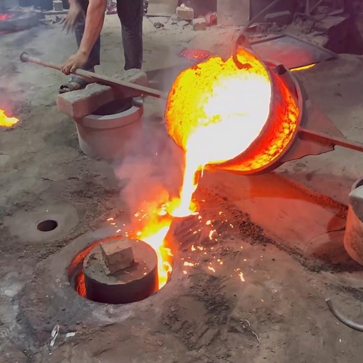 BIGGEST SHAFT BUSH MASS CASTING#shaft #bush #casting #feedshorts