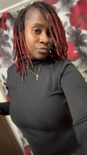 Vickie Kirksey (@vickiekirksey)’s videos with It's Giving Christmas - Chris Brown