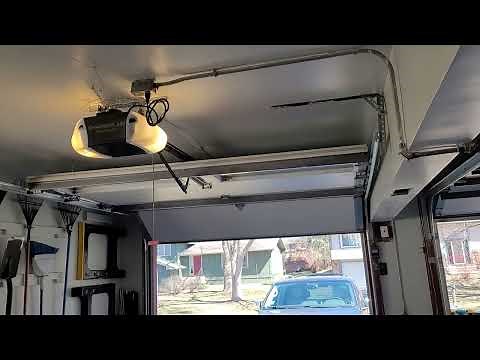 Chamberlain HD900D on the Small Door