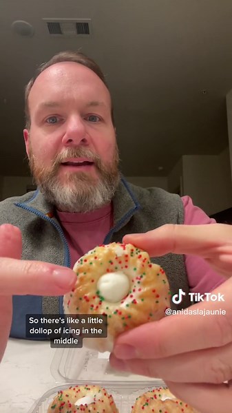 Favorite Day Target Bakery Vanilla Petite Bundt Cakes Review