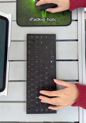 We can't imagine a world without our Razer Joro either. ⌨️ Check out the 🔗 in bio and get your iPad a new companion. 🥰 #Razer #RazerJoro