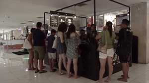 41K views · 595 reactions | XOXO ICE CREAM on Poppies 2 has created quite the buzz with their unique ice-cream concept. Some people even say it's the best ice-cream they've ever had! Check out the video to see what it's all about. Stay tuned for some new outlet openings soon! | The Bali Bible - The Ultimate Guide to Bali. | Facebook