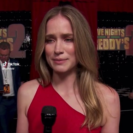 Elizabeth Lail's Stunning Look in You and FNAF