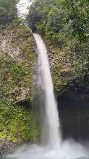 Stunning View of La Fortuna Waterfall in Lush Costa Rica Jungle