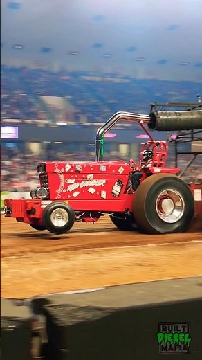 The "Red Gambler" deep in the sand pile at the 2025 National Farm Machinery Show Championship Pull