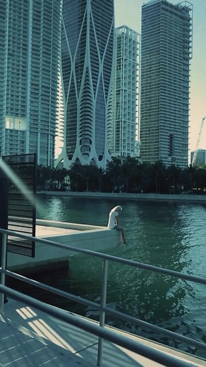 Orión tiene 20 millones 🥹❤️‍🔥 gracias por tanto amor guerreros🪽🪽🪽🪽🪽🪽🪽🪽 Y Hola Miami …. Amo volver a ti.