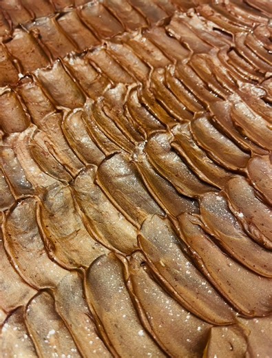 Our classic line of soaps is getting a facelift! 🧼 The scents and biodegradable packaging you love will remain the same, but I’m working on new labels & names for our best-sellers! 🫧 Shea Blossom & Caramel ➡️ Caramel Noir Are you excited to see the other changes?! 👇🏻 | Green Daisy Soaps