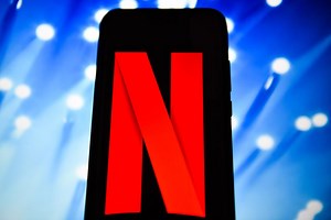 Is the "Your Netflix Account Will Be Locked" Text Message a Scam?