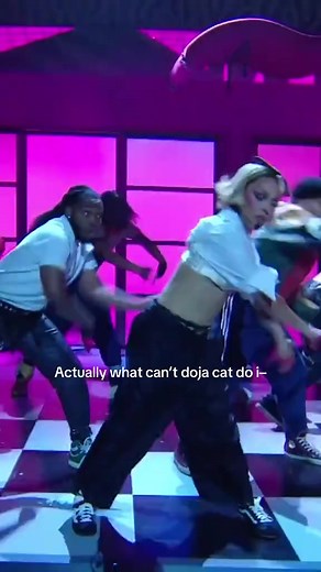 Doja Cat's Stunning Performance at the 2025 VMAs