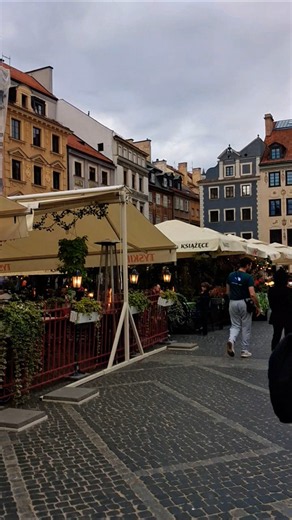 ワルシャワの旧市街広場 UNESCO Warsaw Old Town Sq. #oldtown #warsaw #warszawa #warszawawobiektywie #ワルシャワ #ポーランド