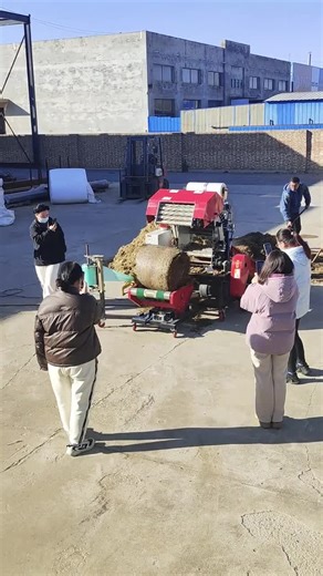 Efficient Silage Baler Strategies for Farmers