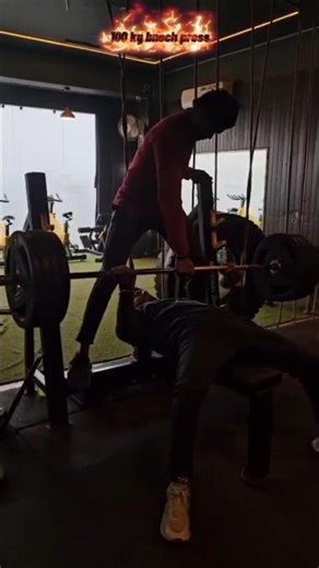 100kg bnech press ...