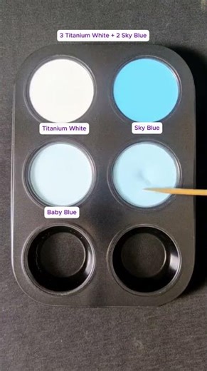 Create 4 colors from 2 colors : Titanium White + Sky Blue #asmr #mix #colors #mixing #colormixing